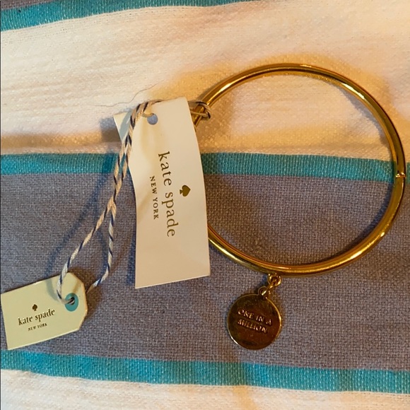Kate Spade bangle e initial - Picture 2 of 2